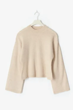 14+ sculpture knitted sweater