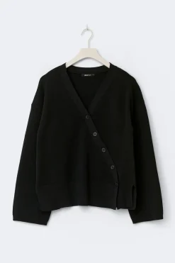 Asymmetric knitted cardigan