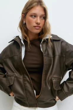 Basic tight top