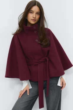 Belt cape jacket