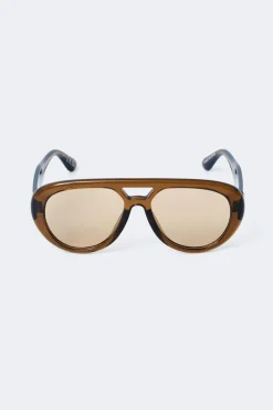 Bold aviator sunglasses