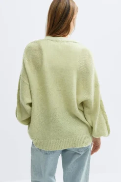 Chunky knitted cardigan