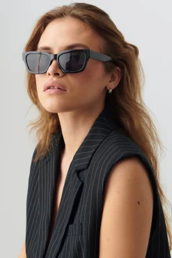 classic sunglasses