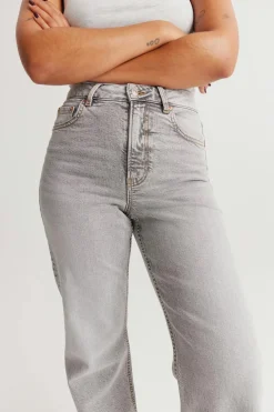 Comfy wide jeans