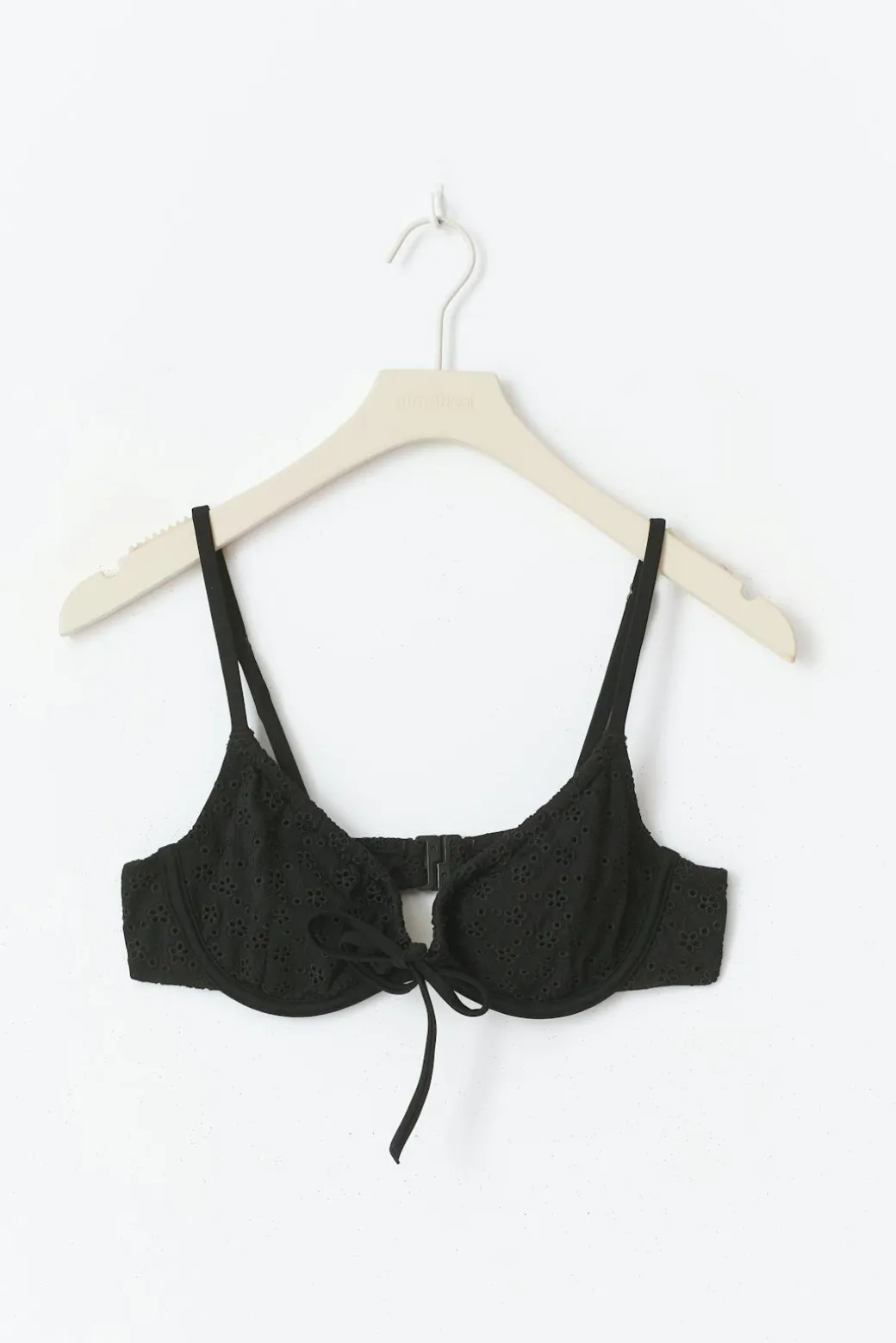 Embroidery bikini wire bra