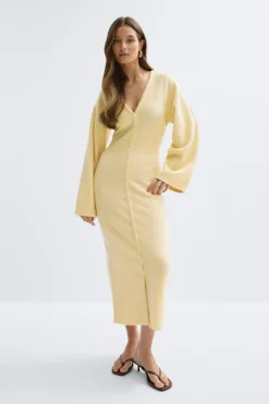 Fitted knitted dress