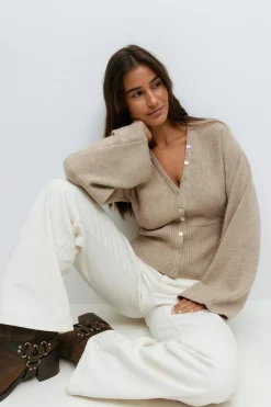 Fitted waist knitted cardigan