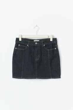 Front seam denim skirt
