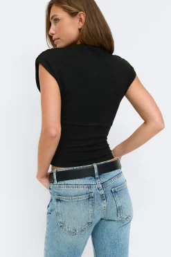 Funnel neck top