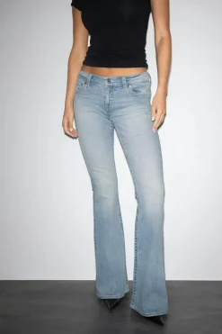 Glow rise flare jeans