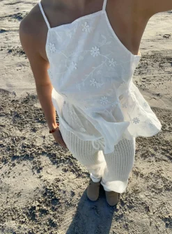 Halterneck anglaise top