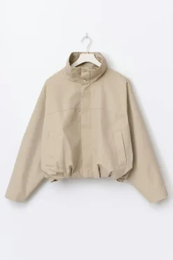 High neck short jacket