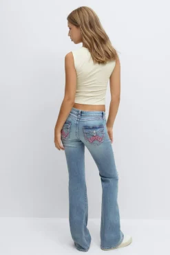 Iconic twisted jeans