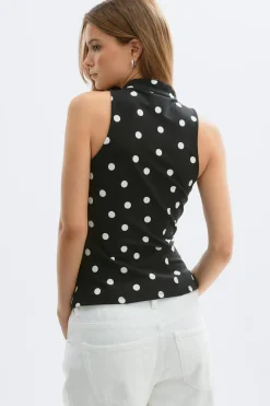 Keyhole tie top