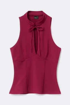 Keyhole tie top