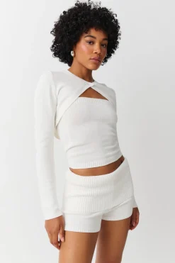 Knitted folded down shorts