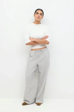 linen blend trousers