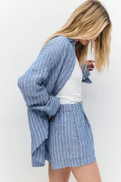 Linen shorts