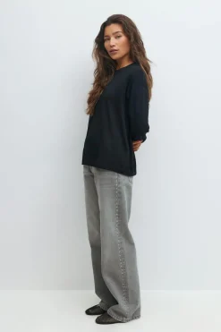 Loose fit long sleeve tee
