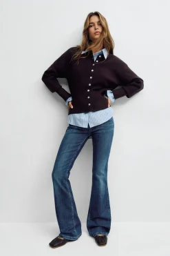 Low waist bootcut jeans