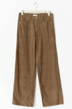 Low wide cord jeans