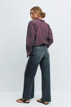 Low wide jeans