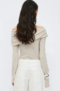 One shoulder top