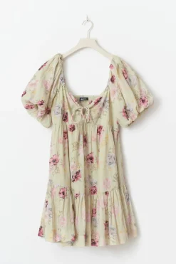 Puff sleeve dress