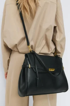 Relaxed bag