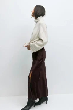 Satin skirt