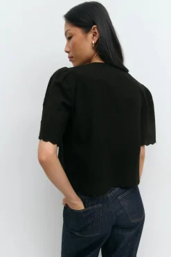Scallop edge blouse