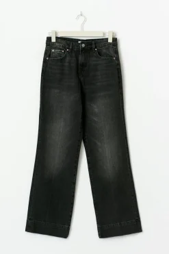 Scandi straight jeans