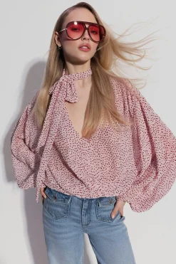 Scarf blouse
