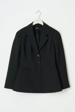 Shaped blazer