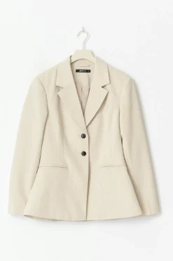 Shaped blazer