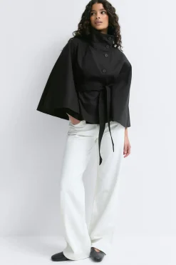 Short cape trench jacket