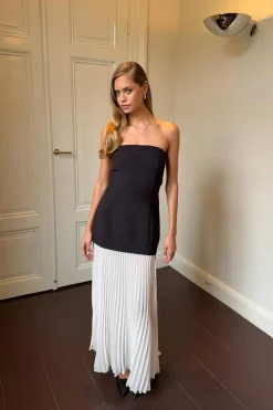 Sleeveless dropped waist dress