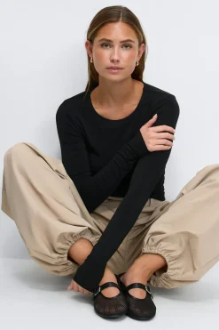 Slim fit long sleeve top