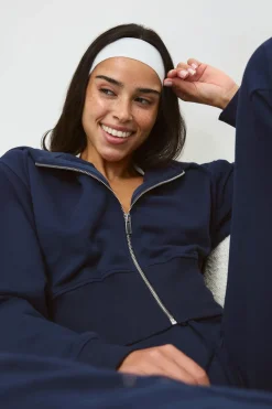 Slim fit zip hoodie