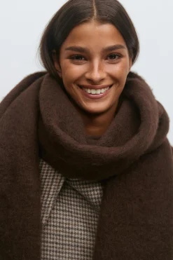 Soft chunky scarf