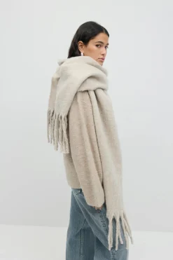 Soft chunky scarf