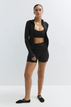 Soft folded yoga shorts