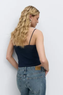 spaghetti strap singlet