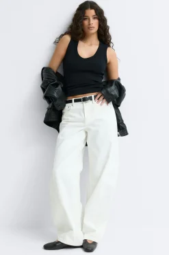 Tight v-neck rib tank