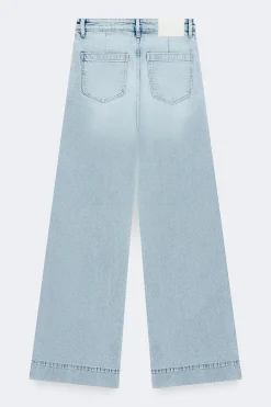 Waist hug flare jeans