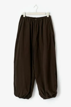 Wide balloon trousers