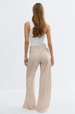 Wide leg trousers