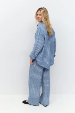 Wide linen trousers