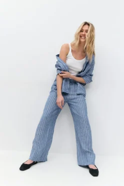 Wide linen trousers