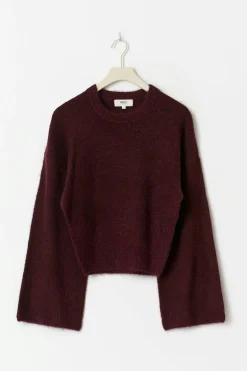 Wide sleeve knitted sweater